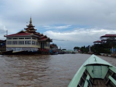 How to organize an excursion to Inle Lake