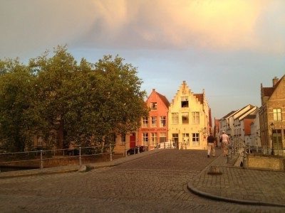 Holidays in Bruges, pros and cons