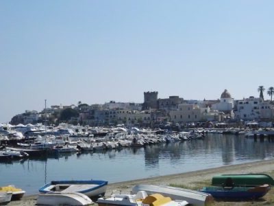 Ischia: the most beautiful beaches in 3 days