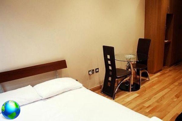 Hyde Park Suite: low cost accommodation in London