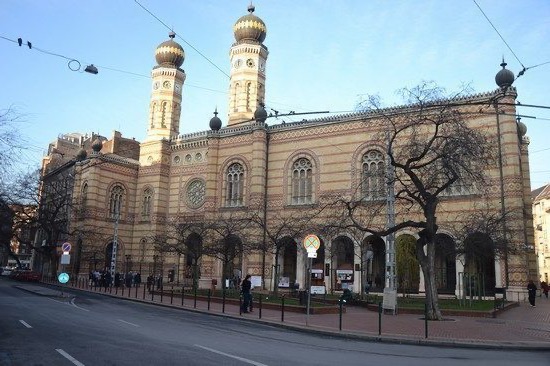 Budapest Synagogue and Jewish Quarter