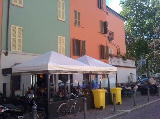 Sandwich shops in Parma, the focaccia by Frank Focaccia