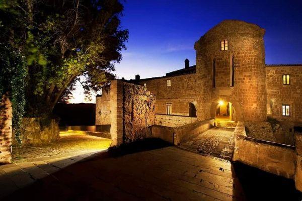 Relaxation and wellness holidays in Sorano: what to see in the spa village known as 