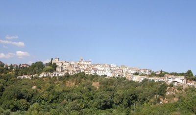 Abruzzo by motorbike: let's discover the 3 best itineraries