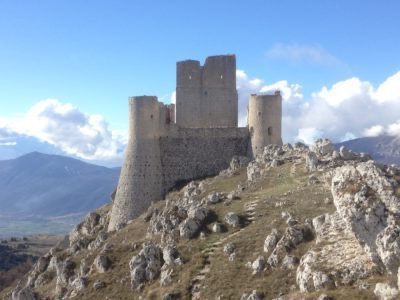 Abruzzo: the 5 castles to visit