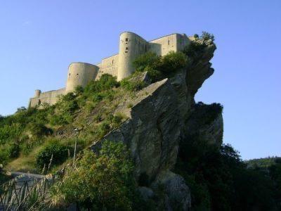 Abruzzo: the 5 castles to visit