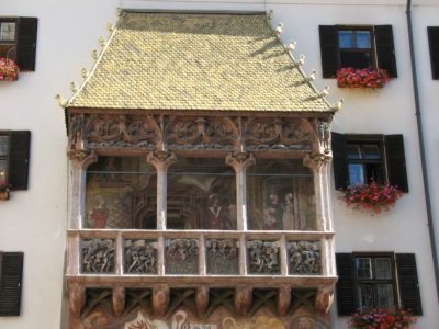 Goldenes Dachl: Innsbruck's main attraction tells its story