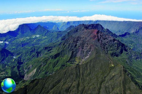 La Réunion, Indian Ocean: how to reach it and why visit it