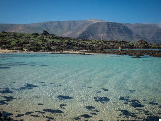 How to organize a trip to Lanzarote