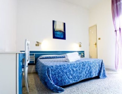 5 hotels where to sleep low cost in Rimini